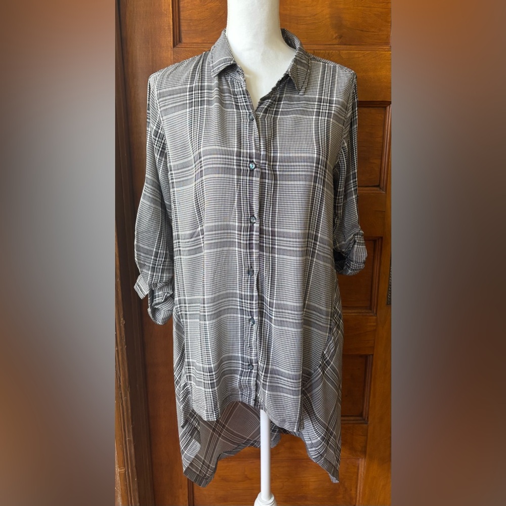 Max Studio high low plaid button down shirt